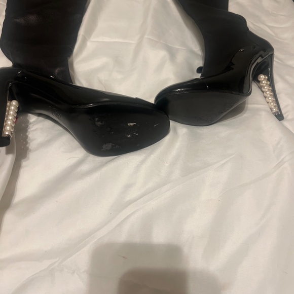 CHANEL THIGH HIGH BOOT - Picture 3 of 3